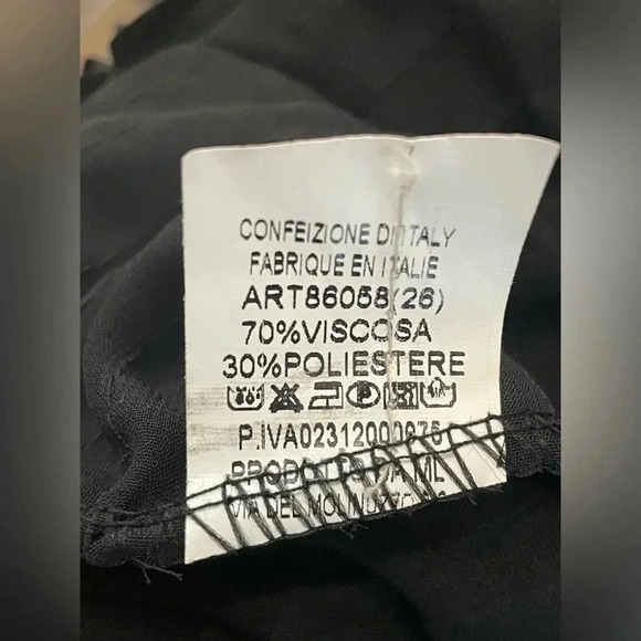 🖤 Made In Italy Black Floral Ruffle Front Blouse Medium - Picture 9 of 9